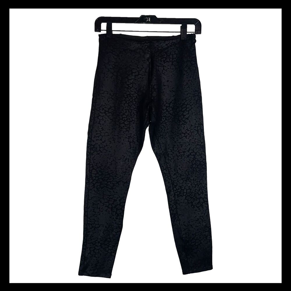 Lyssé Black on Black Cheetah Print Leggings Size Small Athleisure
